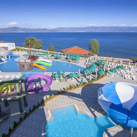 Hotel Izgrev Spa & Aquapark-2